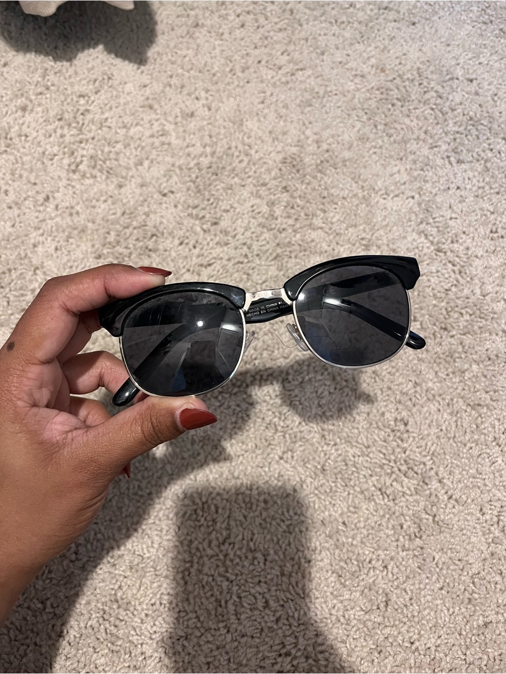 Black Cat-Eye Women's Sunglasses - Classic Black